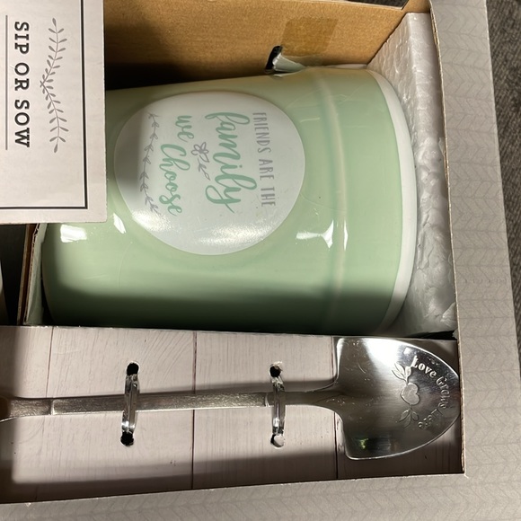 Sip or sow garden mug and flower pot - Picture 4 of 6